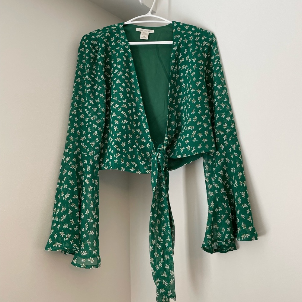 UO tie front top